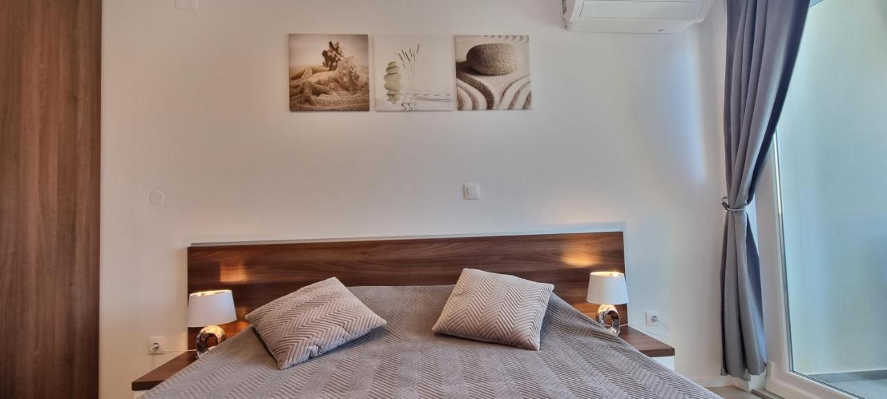 Nova Excellence Apartman Novalja Kültér fotó